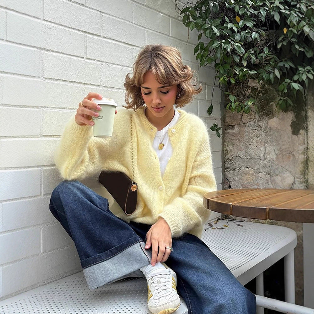 Women's Fluffy Short Jacket made of Mohair Mix with Round Neck and Boxy Silhouette Mune Fashion