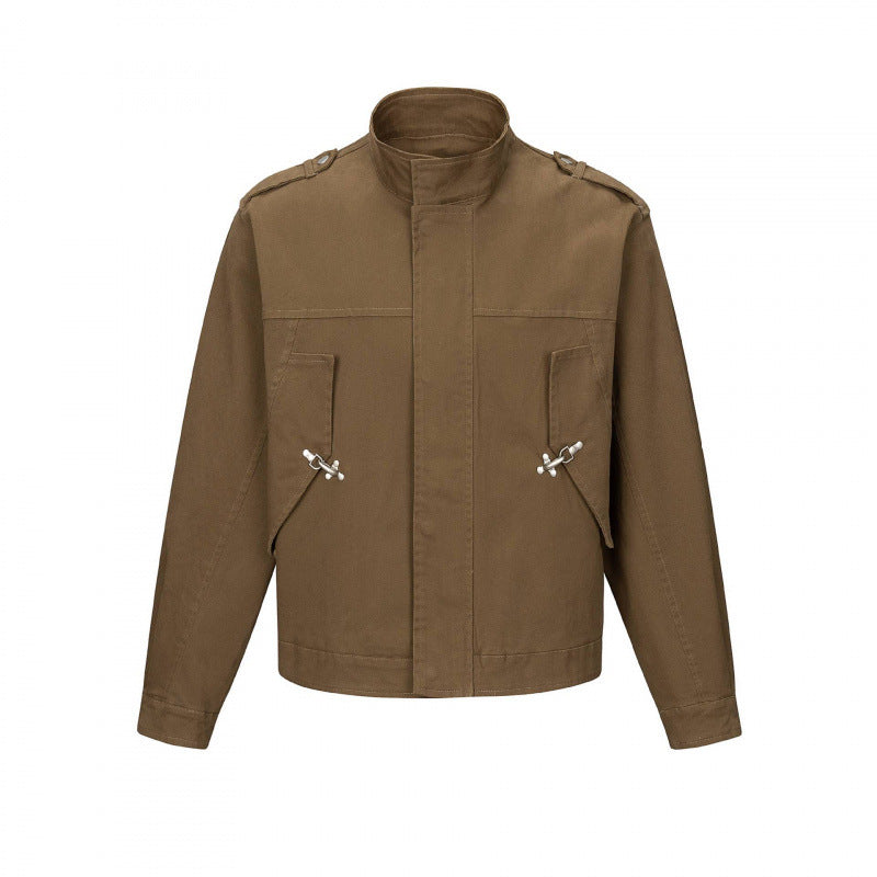 Men's short-cut field jacket made of cotton canvas with stand-up collar, shoulder flaps, and adjustable flap pockets Mune Fashion
