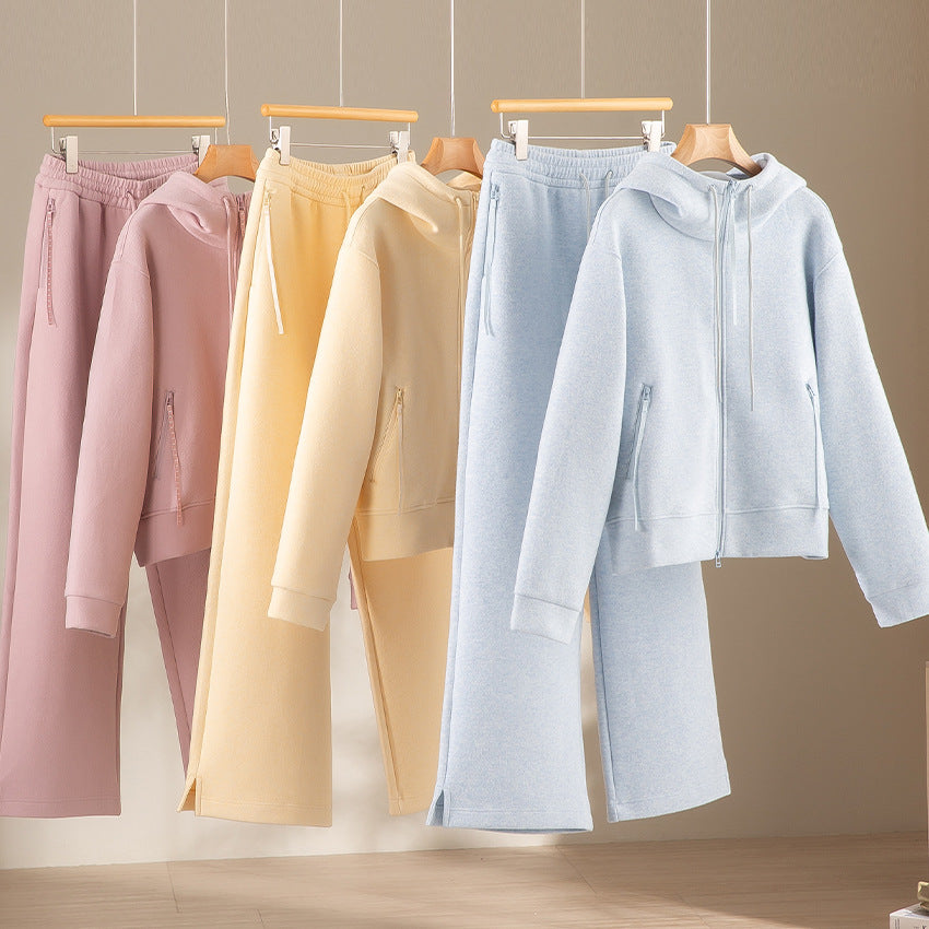 Women's wide French-Terry lounge sweatpants with high waistband, drawstring and side slits Mune Fashion