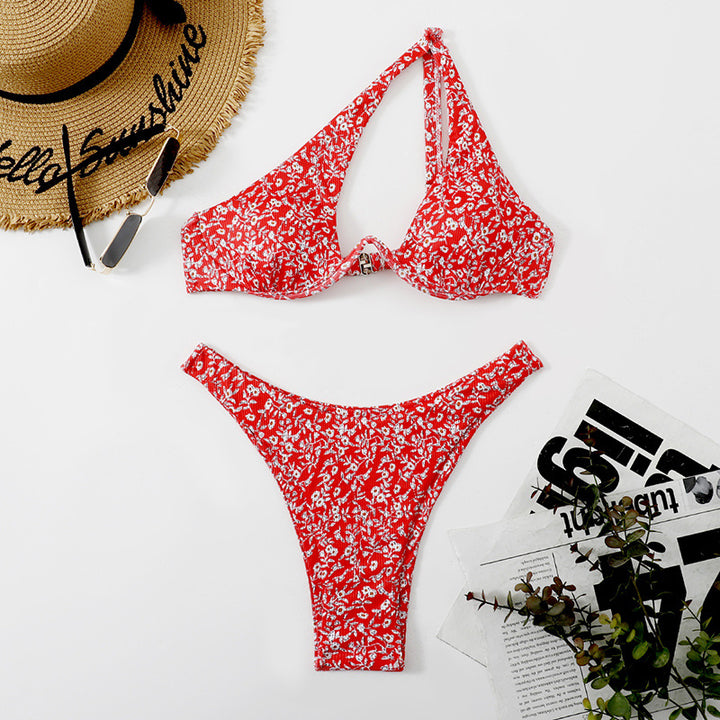 Women's bikini set with modern pattern and comfortable cut Mune Fashion