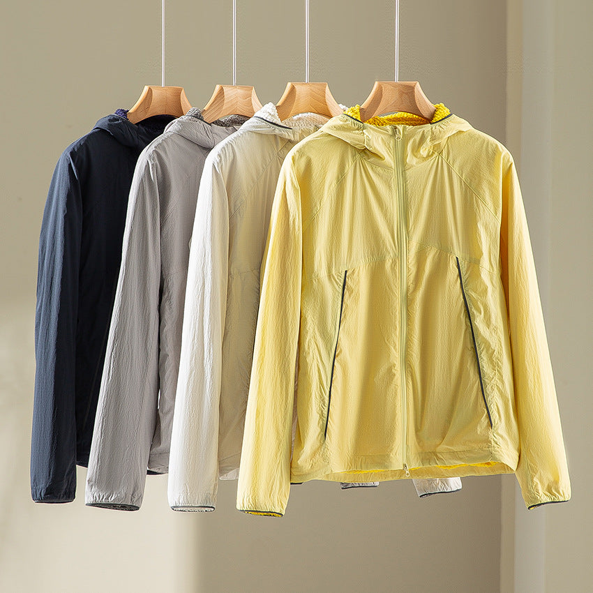 Men's lightweight wind and water-resistant hooded jacket with fleece inner lining and front zipper Mune Fashion