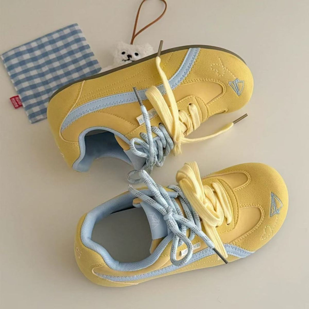 Women’s Retro Pastel Sneakers with Velvet Look, Padded Comfort Insole and Heart Patch Mune Fashion
