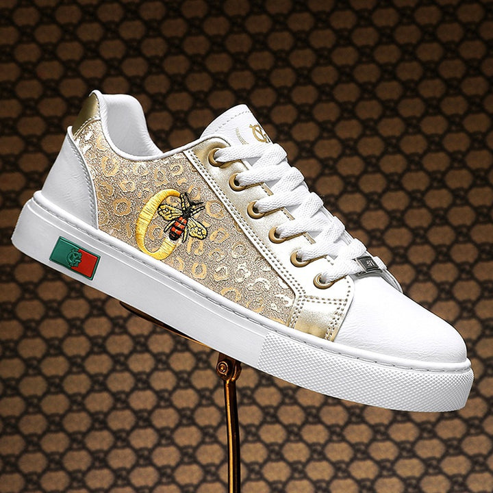 Women's fashionable platform sneakers with embroidered bee appliqué and discreet animal embossing Mune Fashion