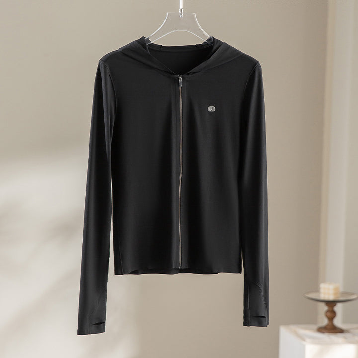 Women's Ultra-Light UV Protection Hooded Jacket with Full Zip and Thumb Loops Mune Fashion