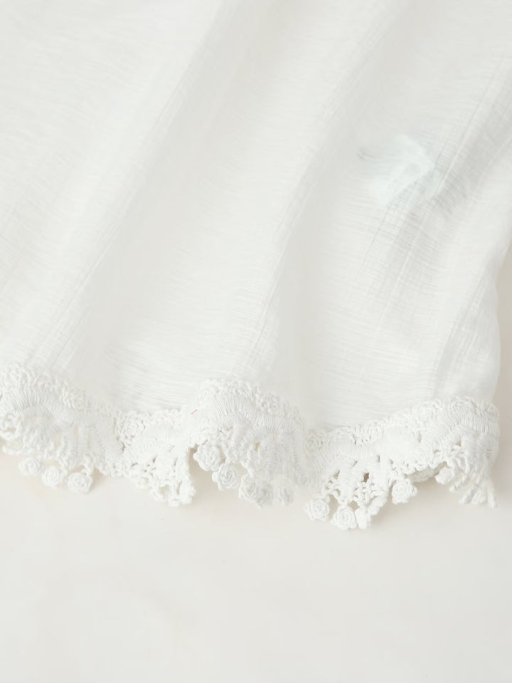 Ladies Romantic Lace Blouse with Stand Collar, Yoke and Balloon Sleeves Mune Fashion