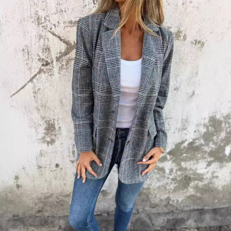 Women's oversized plaid blazer with lapel collar and patch pockets Mune Fashion