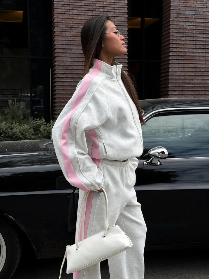 Women's Two-Piece Lounge Sweatset with Side Contrast Stripe Mune Fashion