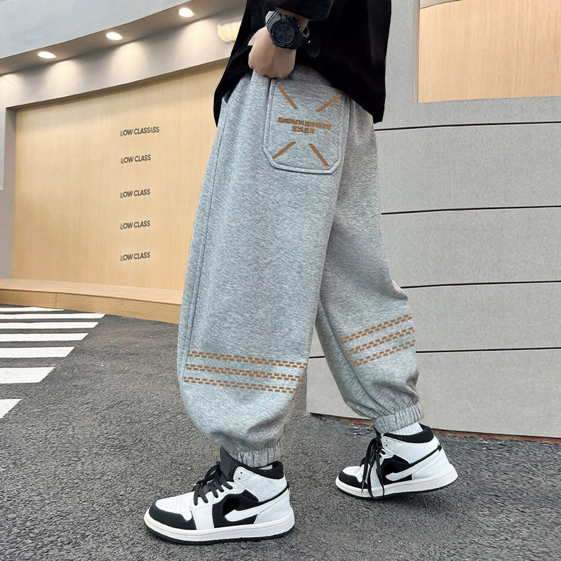 Men's casual sweatpants with a sporty cut Mune Fashion
