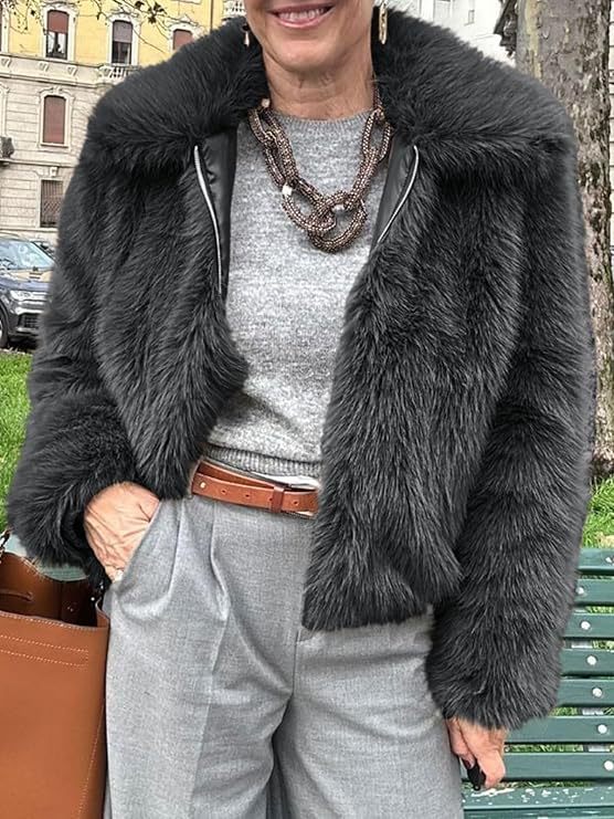 Women's short jacket made of vegan high-pile faux fur in a straight boxy cut with concealed zipper Mune Fashion