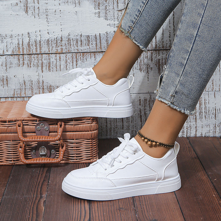 Women’s Platform Sneaker with Minimalist Leather Look and Padded Comfort Insole Mune Fashion