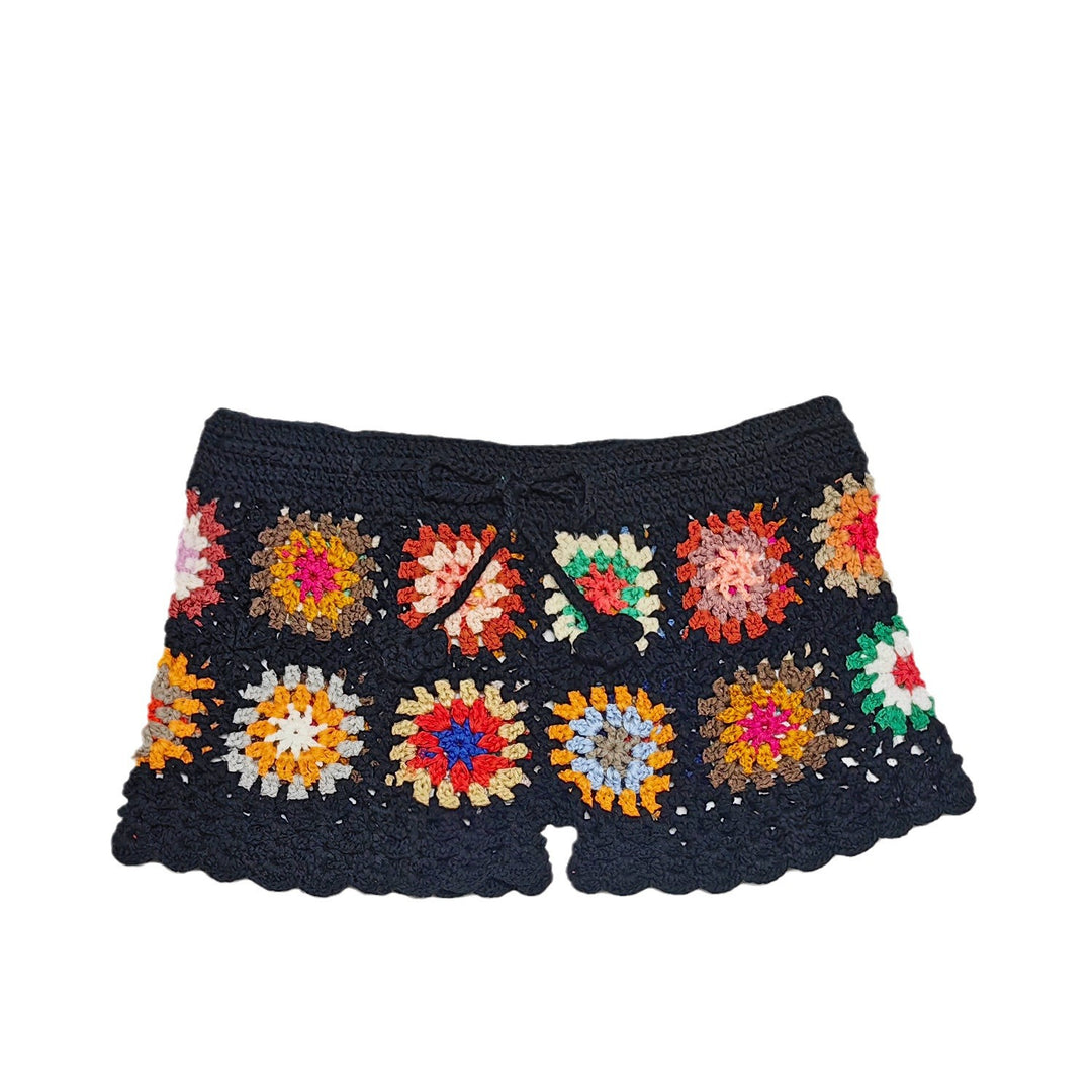 Women's crochet shorts with colorful granny square pattern Mune Fashion