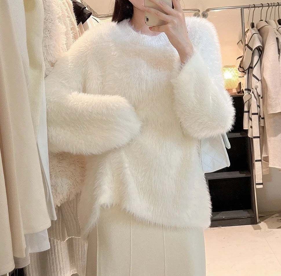 Women's Long Cut Cozy Fine Knit Sweater with Soft Plush Mix, Round Neckline and Casual Silhouette Mune Fashion