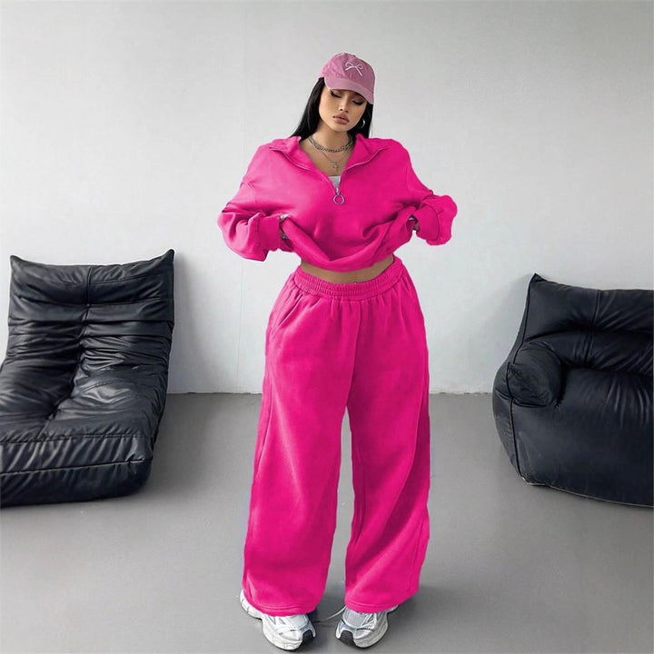 Women Velvet Cropped Zip Hoodie and Loose-Fitting High-Waist Palazzo Jogging Pants Mune Fashion