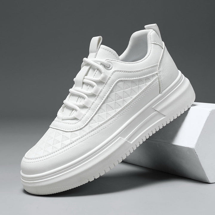 Ladies sporty sneakers with textured upper material and cushioned sole Mune Fashion