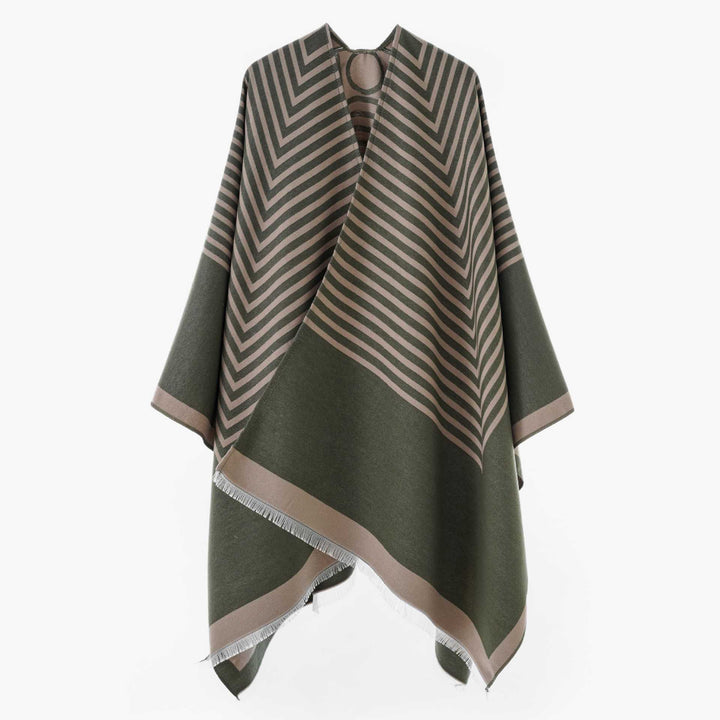 Women's Oversized Poncho made of wool blend in chevron jacquard with open V-neck Mune Fashion