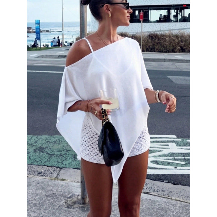 Women's Asymmetric Off-Shoulder Poncho Top made of lightweight knit Drune