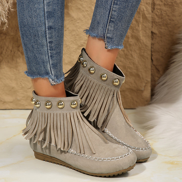 Women's Fringe Moccasin Ankle Boot with Decorative Rivets and Back Zipper Mune Fashion