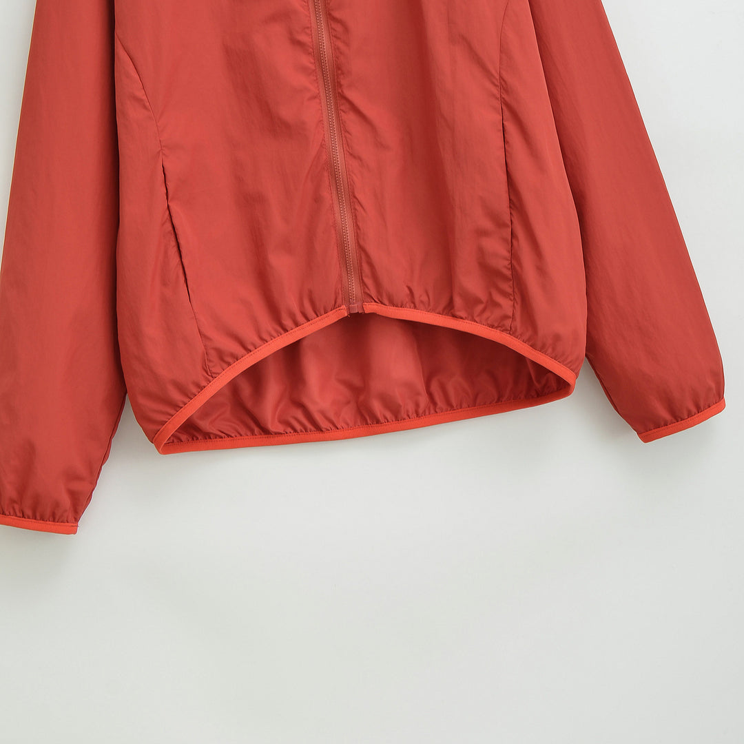 Women's Ultralight Hooded Windbreaker with Extended Back Hem and Elastic Hem Mune Fashion