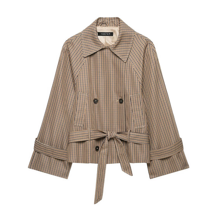 Women's short trench coat in Glencheck with boxy silhouette, tie belt and raglan sleeves Mune Fashion