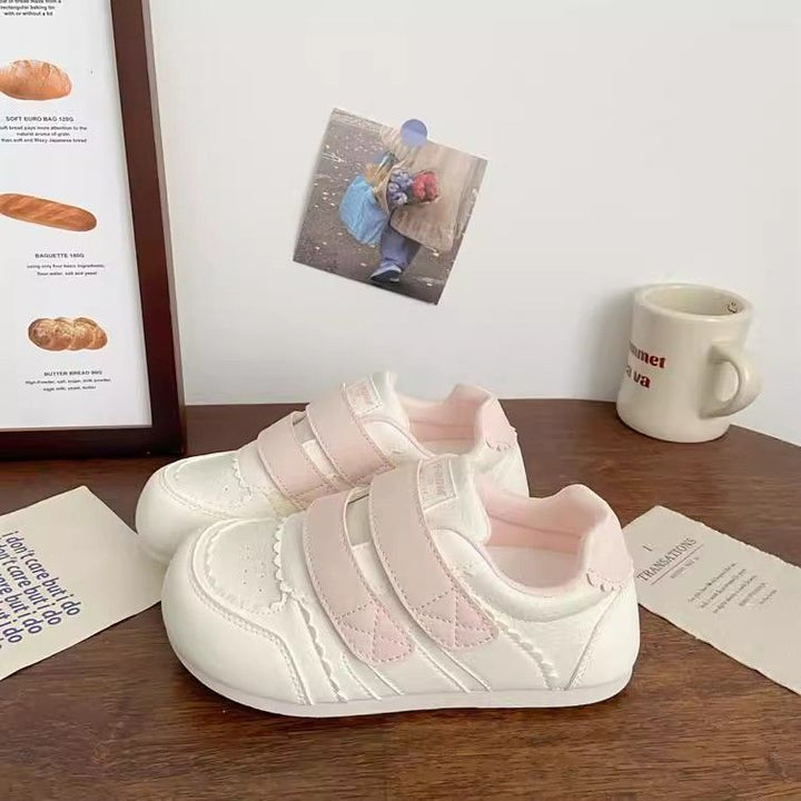 Women's children's sneakers with practical Velcro closure Mune Fashion