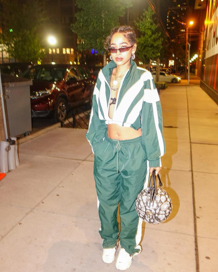 Women cropped sporty bomber jacket with full zip and fitted drawstring Mune Fashion