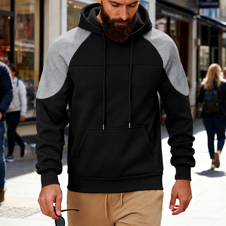 Men's hoodie with textured shoulder yoke, kangaroo pocket and raglan sleeves Mune Fashion