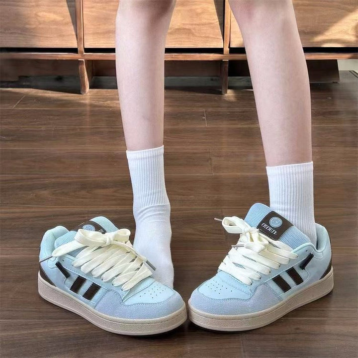 Ladies Sporty Lifestyle Sneakers with Fashionable Retro Design Mune Fashion