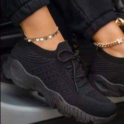Women's knit sock sneakers with cushioned platform sole and elastic entry Mune Fashion