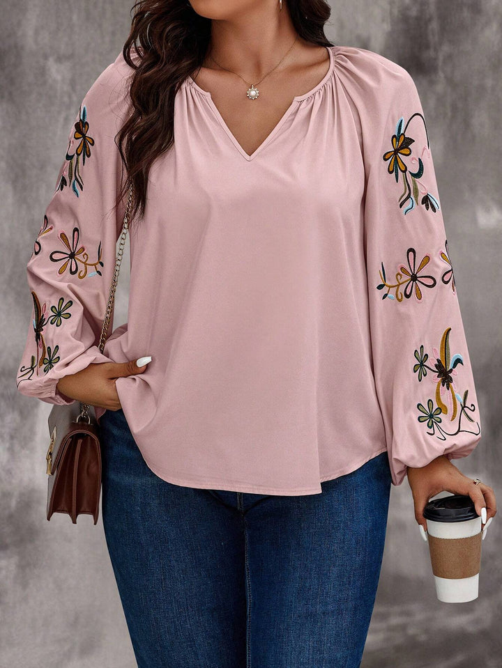 Women Loose Fit V-Neck Blouse with Floral Embroidery on Balloon Sleeves Mune Fashion