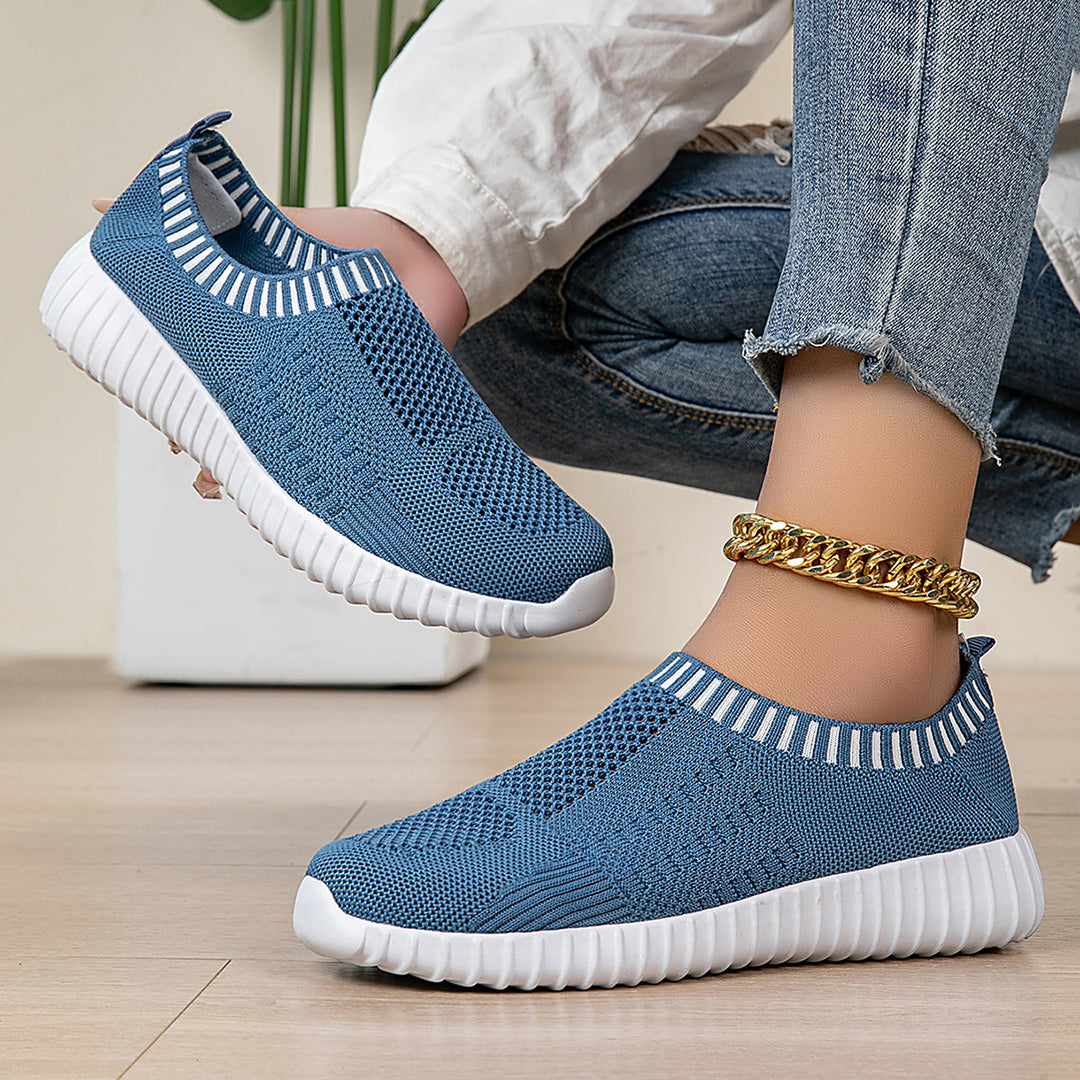 Women’s elastic slip-on comfort sneaker with three-dimensional knit structure and profiled lightweight sole Mune Fashion