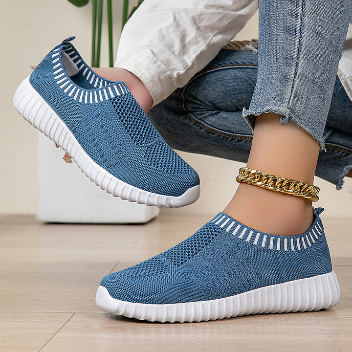 Women’s elastic slip-on comfort sneaker with three-dimensional knit structure and profiled lightweight sole Mune Fashion