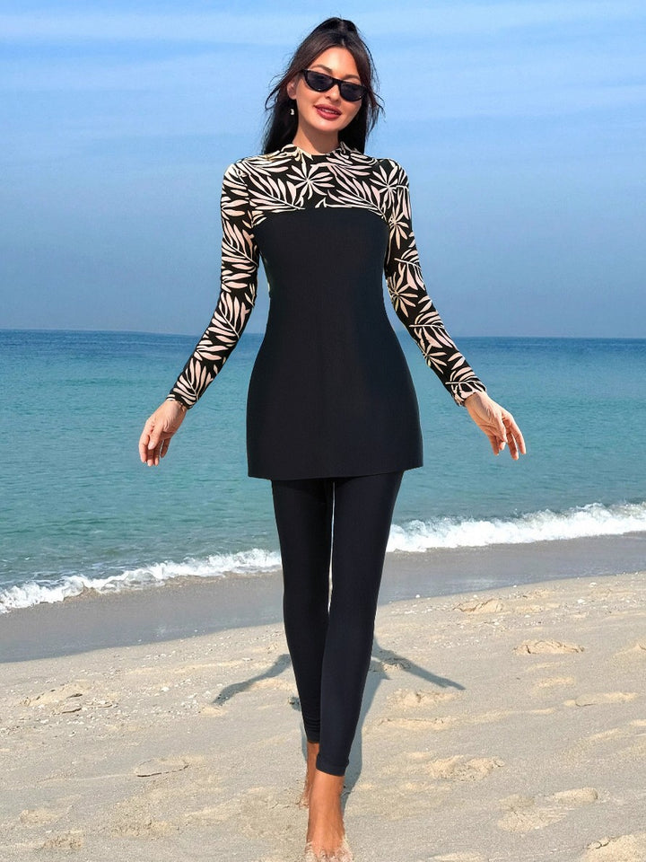 Women Elegant Long Sleeve Surf Suit with Fashionable Accents Mune Fashion