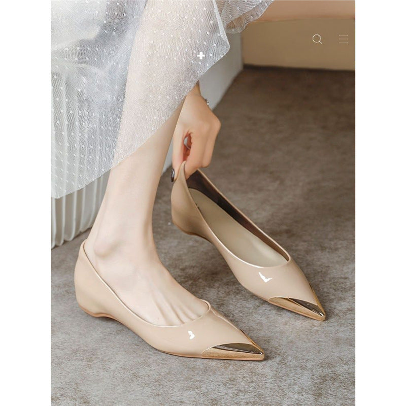 Women's pointed-toe ballerinas with leopard print and metallic toe cap Mune Fashion