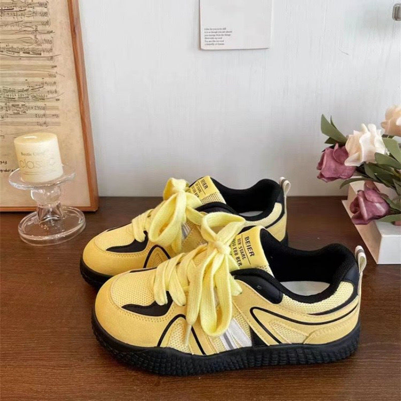 Women's Sporty Sneakers with Breathable Mesh Upper and Non-Slip Sole Mune Fashion