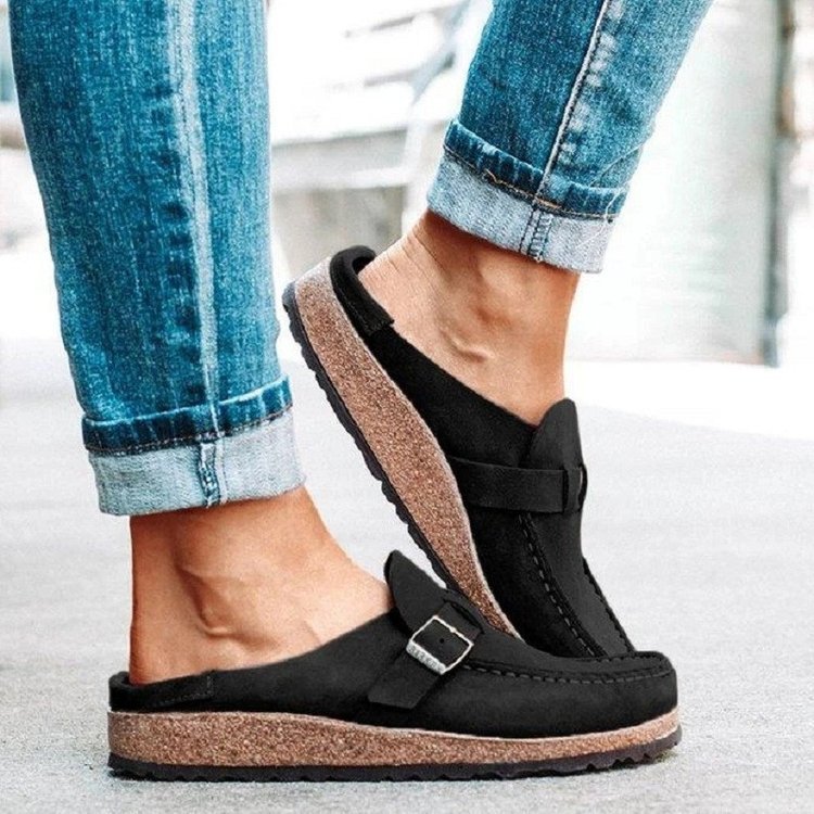 Women’s suede mules with cork-look sole and adjustable buckle strap Mune Fashion