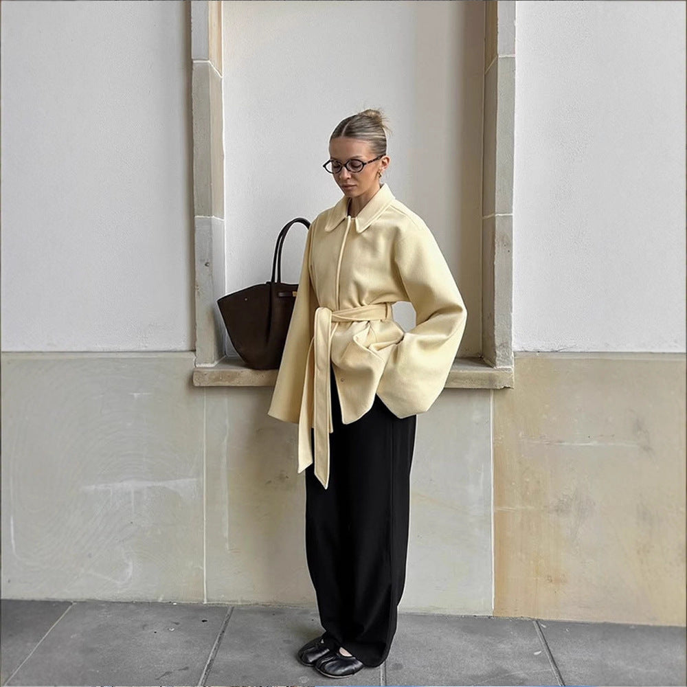 Women's short coat with tie belt, boxy oversized silhouette and wide sleeves Mune Fashion
