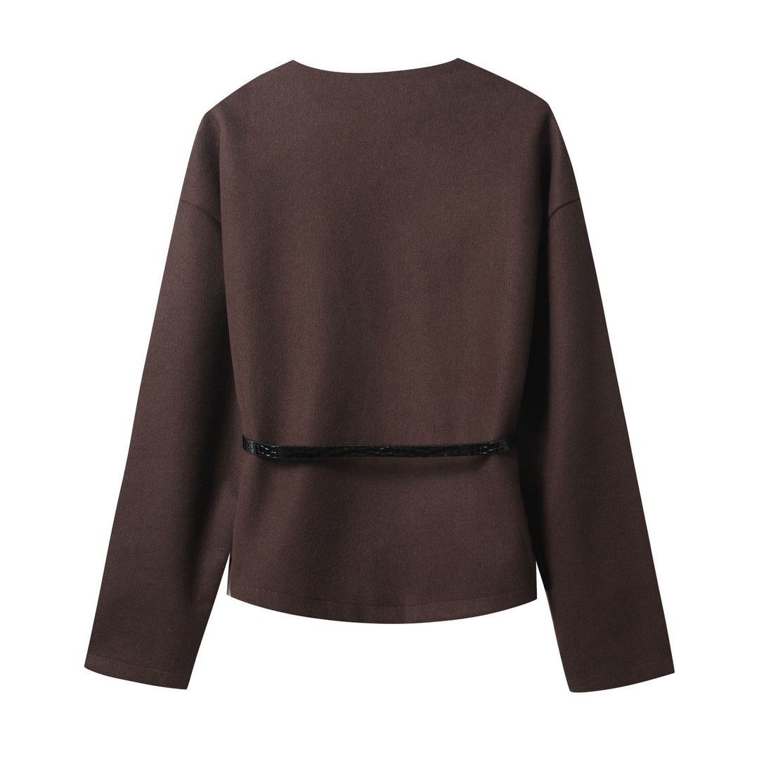 Women's short wrap coat made of wool blend with deep shawl collar and narrow waist belt Mune Fashion