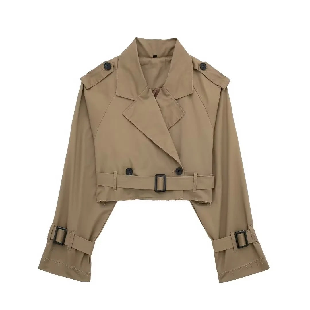 Ladies short trench jacket with epaulettes, waist belt and adjustable cuffs Mune Fashion