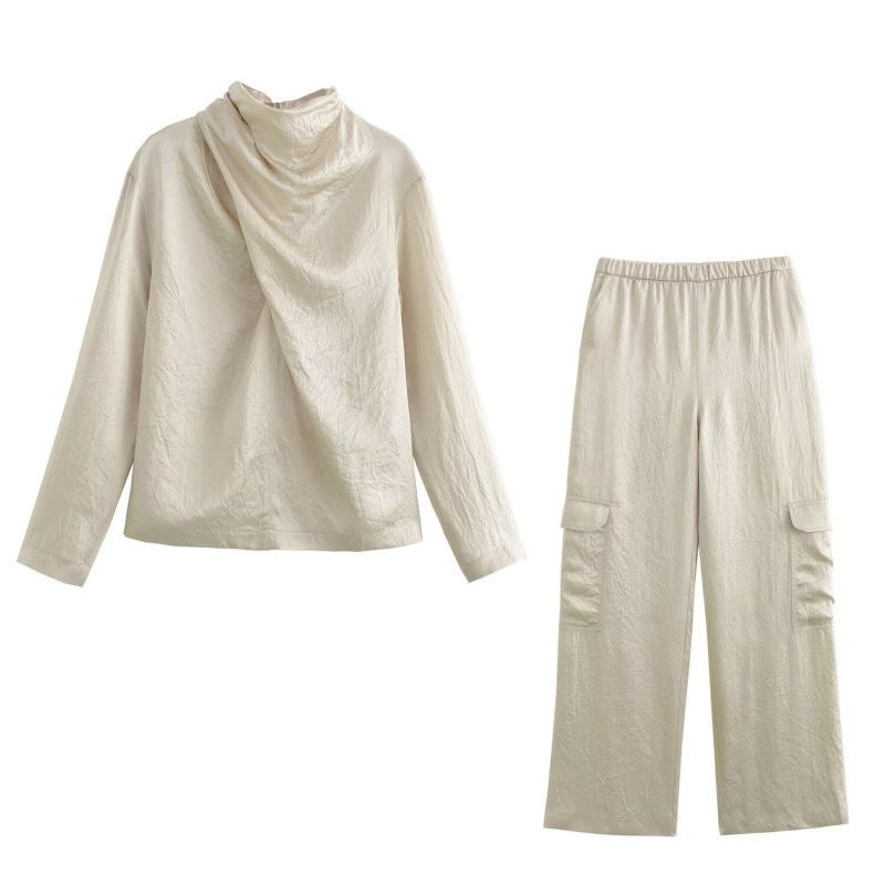 Women's Wide Cargo Pants with Elastic Waistband and Flap Pockets Mune Fashion
