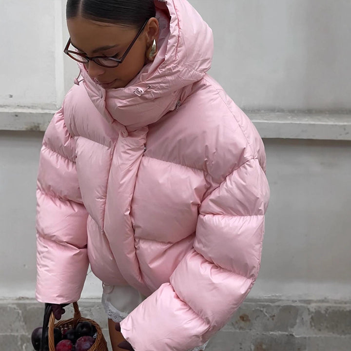 Women's short oversized quilted down jacket with hood and high stand-up collar Mune Fashion