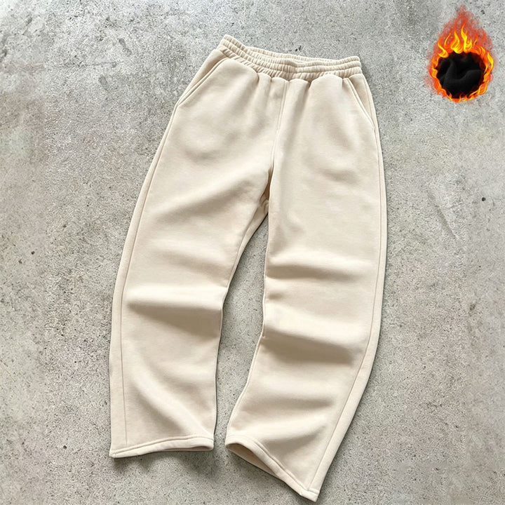 Unisex non-padded sweatpants with elastic comfort waistband, straight leg and side pockets Mune Fashion