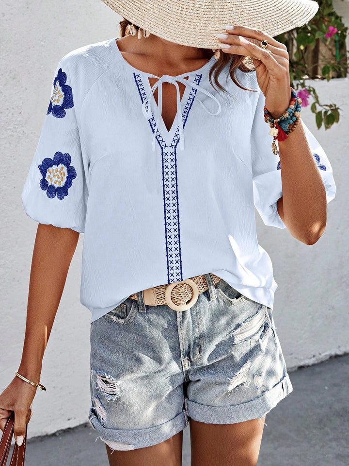 Women’s Boho blouse with V-neck, floral embroidery and short sleeves Mune Fashion