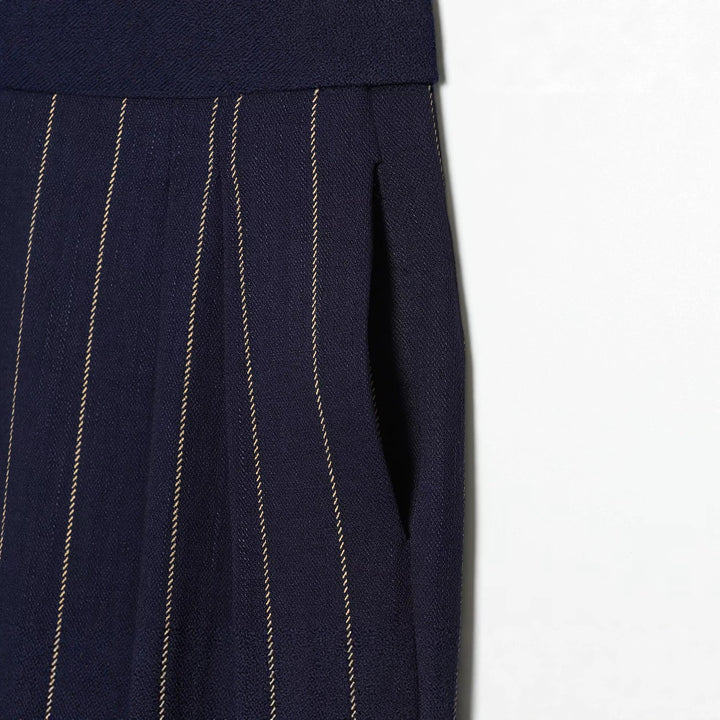 Women's Wide-Cut Pinstripe Trousers with High Waist and Crease Mune Fashion