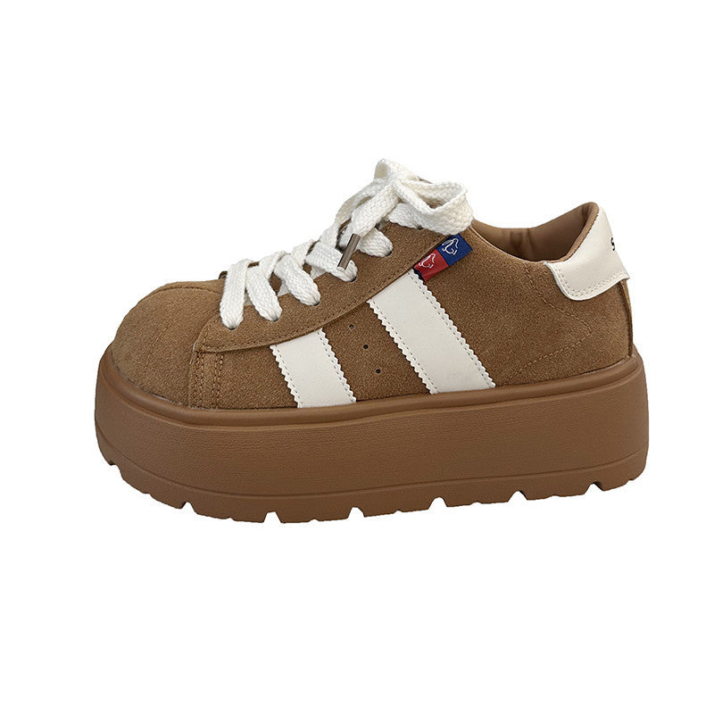 Women's sporty sneakers with durable platform and breathable sole Mune Fashion