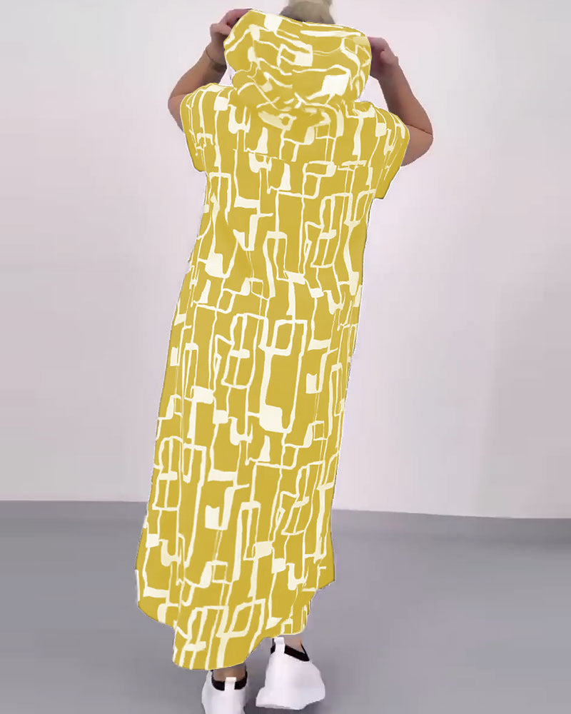 Women's casual hooded kaftan dress in loose fit with short sleeve cut and abstract graphic pattern Mune Fashion