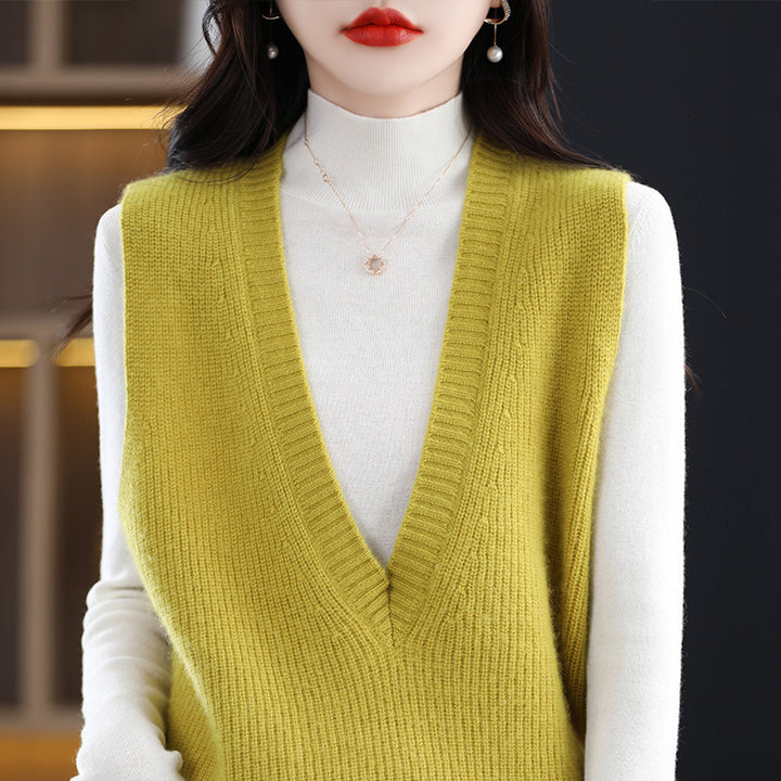 Women's Knit Long Vest with Deep V-Neck and Fine Rib Structure Mune Fashion