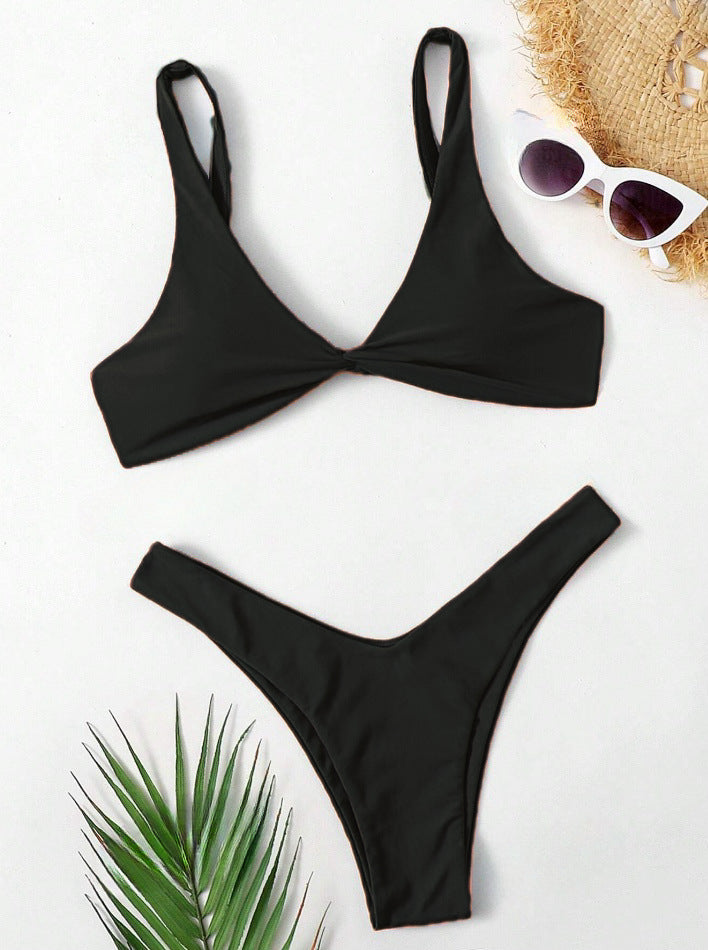 Women's bikini set with stylish knot details Mune Fashion