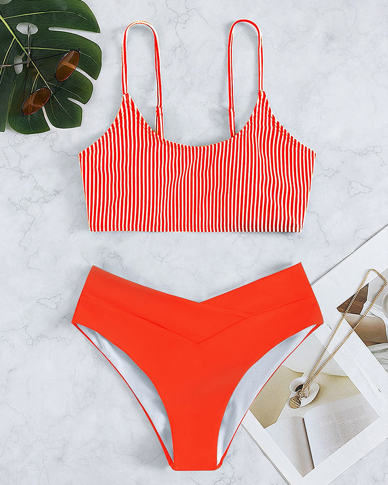 Women's Sport Bikini Set with Striped Pattern and High Waist Mune Fashion