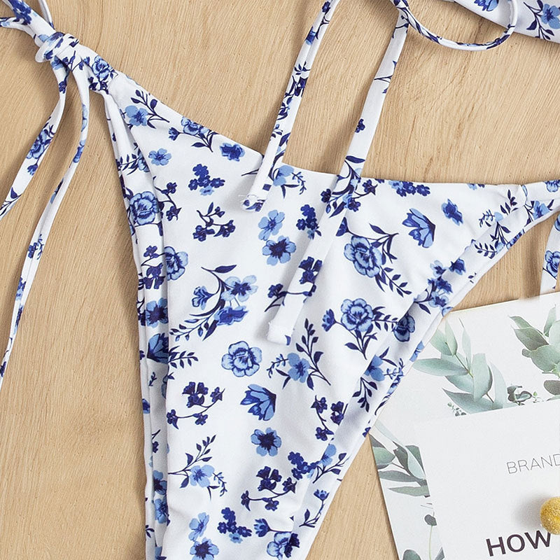 Women's bandeau bikini with romantic floral design and adjustable lacing details Mune Fashion