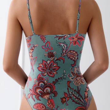 Women's One-Piece Swimsuit with Floral Gathering Element Mune Fashion